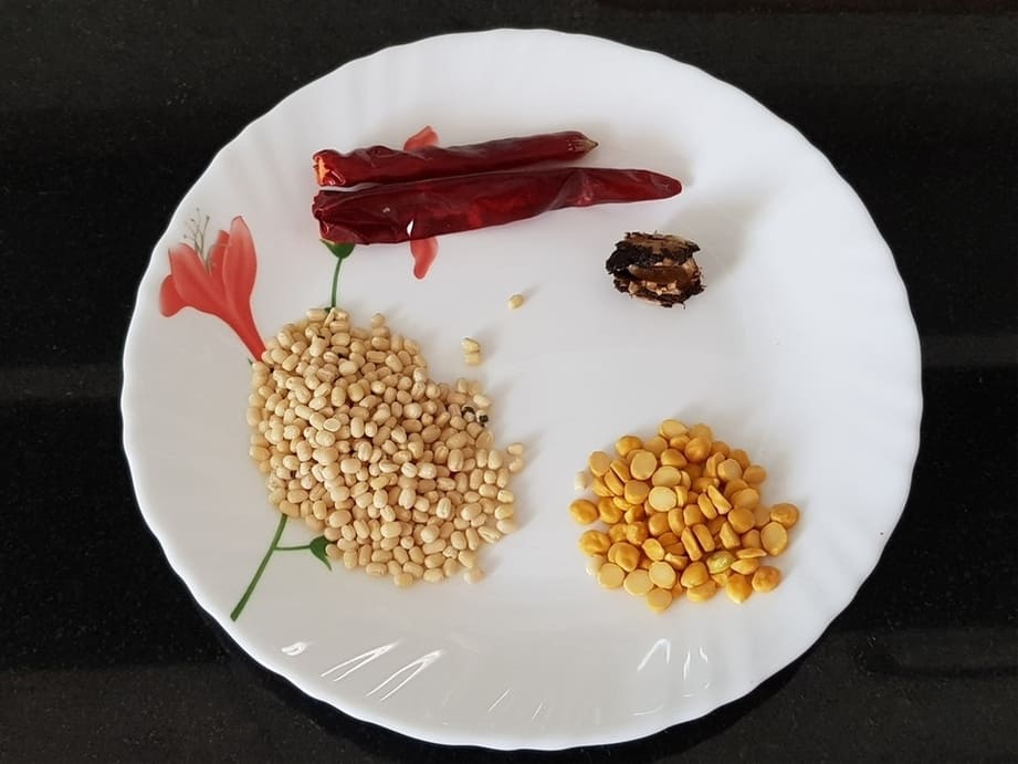 ingredients to fry and powder for kothamalli sadam ( coriander rice )