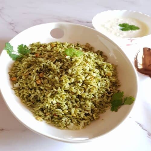 kothamalli rice without onion and garlic served in bowl